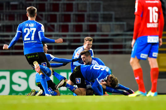 Halmstads Marcus Mathisen jublar