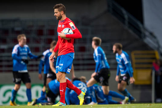 Helsingborgs Mikael Dahlberg deppar samtidigt som Halmstads