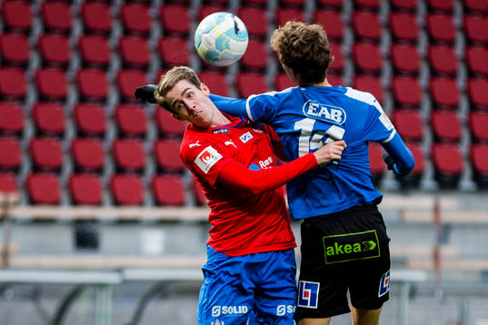 Helsingborgs Adam Eriksson och Halmstads Alexander