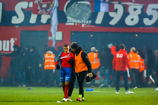 Helsingborgs Jordan Larsson irriterad på supportrar som