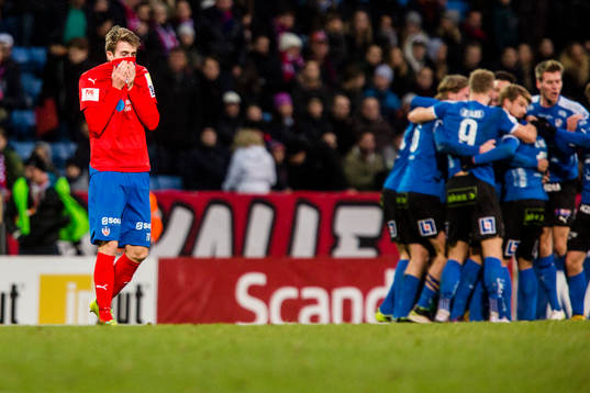 Helsingborgs Adam Eriksson deppar samtidigt som Halmstads