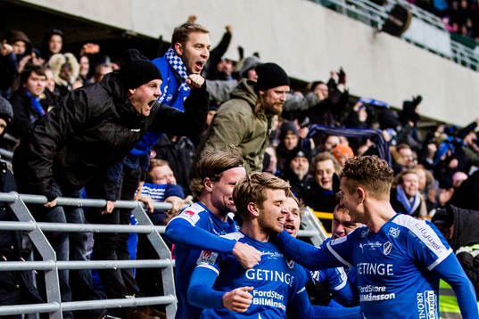 Halmstads spelare jublar