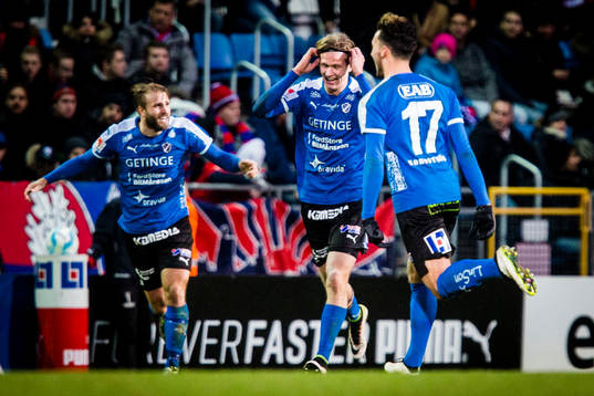 Halmstads spelare jublar