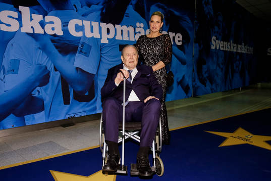 Tidigare ordförande i Uefa och vice ordförande i Fifa