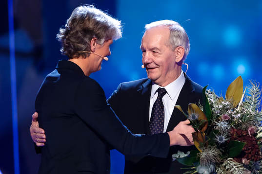 Tord Grip kramar om Pia Sundhage