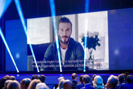 David Beckham med videohälsning till Zlatan Ibrahimovic
