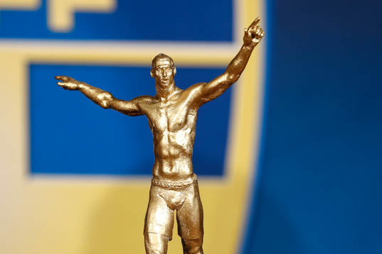 Miniatyr av statyn på Zlatan Ibrahimovic av konstnären