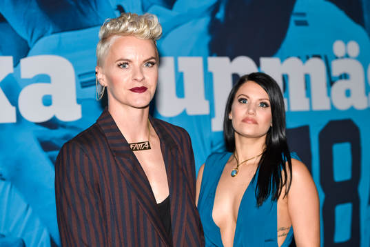 Nilla Fischer med fru Maria Michaela Fischer