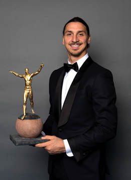 Zlatan Ibrahimovic med en avbild av