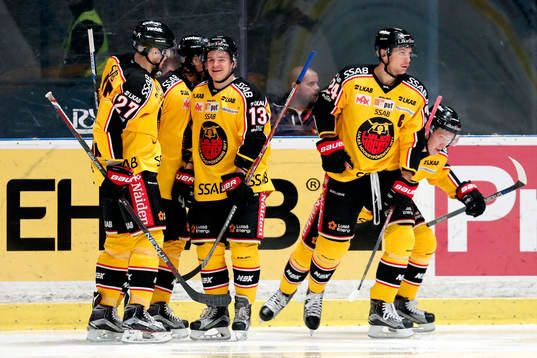 Luleås Brendan Mikkelson, Julius Junttila och Johan Harju