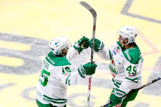 Rögles Sebastian Collberg jublar