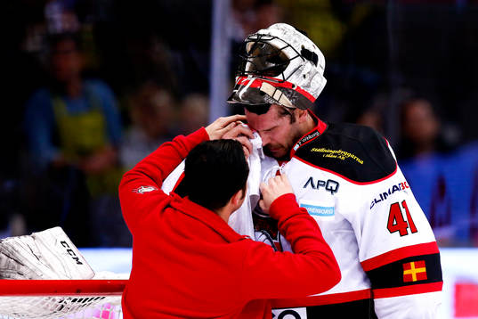 Malmö Redhawks målvakt Cristopher Nihlstorp fick utgå