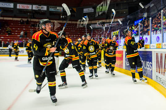 Brynäs Pathrik Westerholm jublar