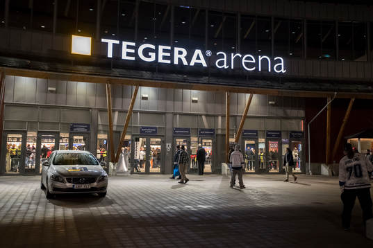 Tegera Arena exteriör innan ishockeymatchen i SHL mellan