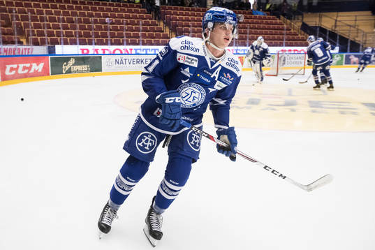 Leksands Martin Karlsson vid värmningen innan