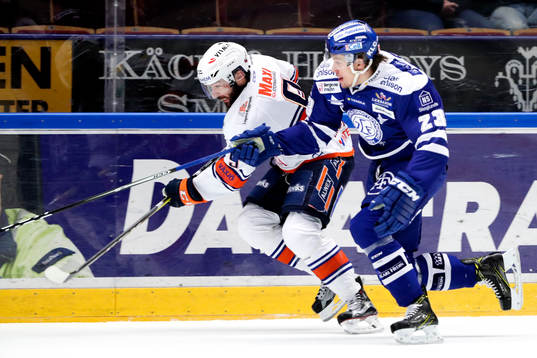 Leksands Sondre Olden och Växjös Josh Hennessy