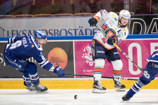 Leksands Joe Piskula Växjös Josh Hennessy  i