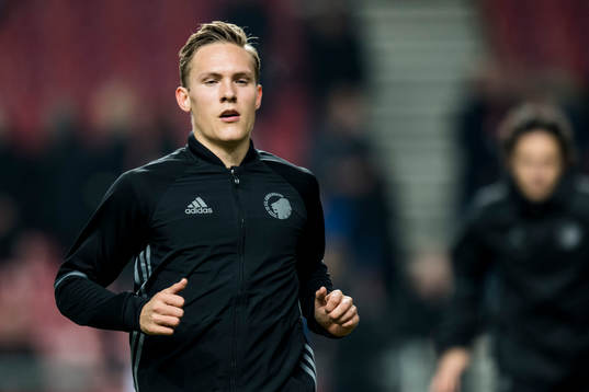 FC Köpenhamns Ludwig Augustinsson värmer upp