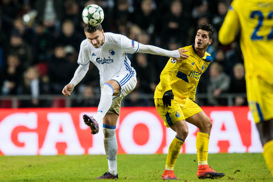 FC Köpenhamns Erik Johansson och Portos André Silva