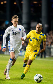 FC Köpenhamns Ludwig Augustinsson och Portos Maxi Pereira