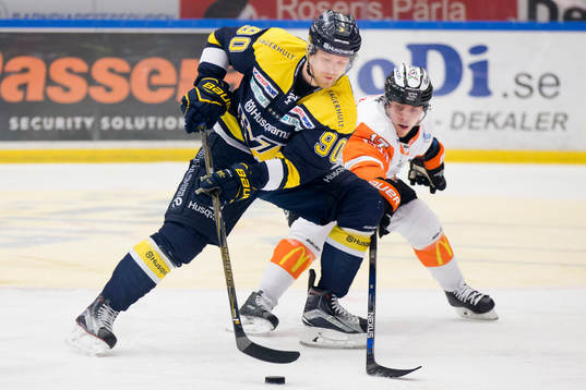 s Ted Brithén mot Karlskronas Joel Kellman