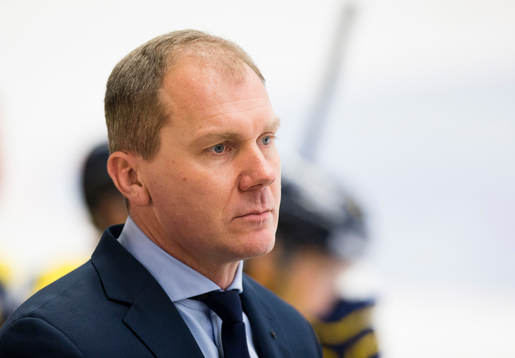 s tränare Johan Lindbom
