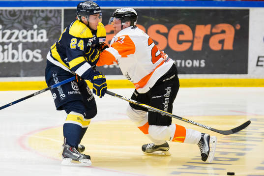 s Erik Christensen mot Karlskronas Henrik Nilsson