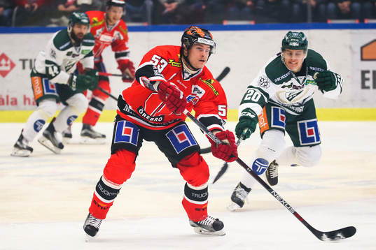 Örebros Bobbo Petersson och Färjestads Joel Eriksson Ek
