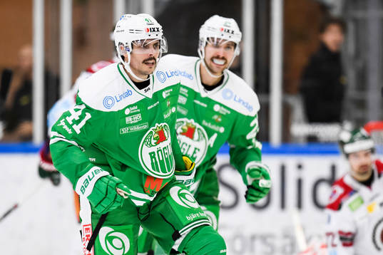Rögles Daniel Widing jublar