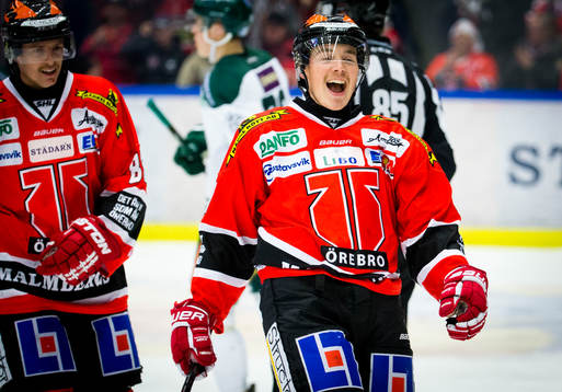 Örebros Joel Mustonen jublar