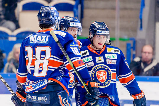 Växjös Olli Palola jublar