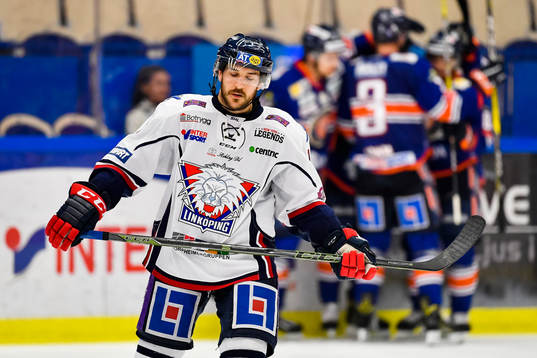 Linköpings Garret Roe deppar