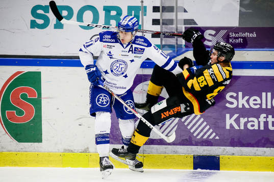 Leksands Martin Karlsson och Skellefteås Sebastian Aho