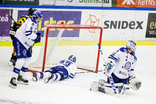 Leksands Lukas Ericsson , Markus Lauridsen och målvakt