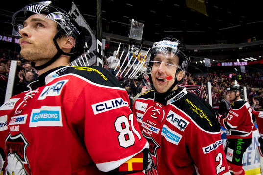 Malmö Redhawks Ilari Filppula och Erik Andersson jublar