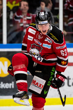 Malmö Redhawks Fredrik Händemark jublar