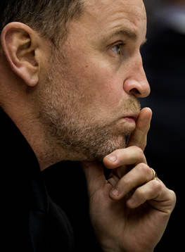 Brynäs tränare Thomas Berglund deppar
