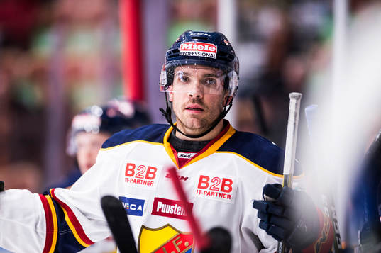 Djurgårdens Matt Anderson i båset