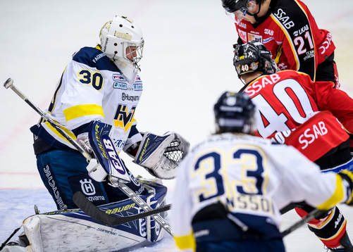 s målvakt Linus Söderström
