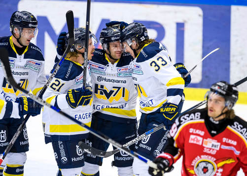s Pär Arlbrandt (m) jublar