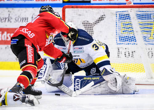 s hmålvakt Linus Söderström