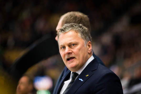 s assisterande tränare Stephan Lundh