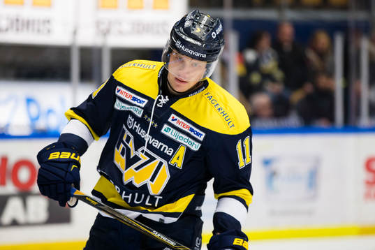 s Simon Önerud