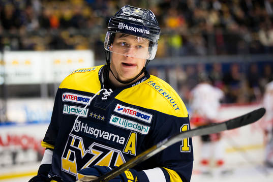 s Simon Önerud