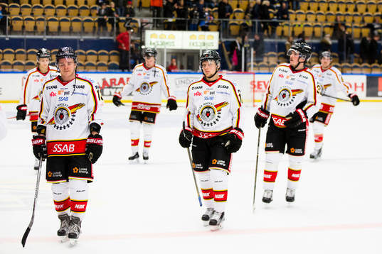 Luleås spelare deppar när de lämnar isen