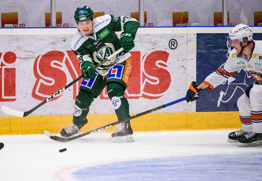Färjestads Oskar Steen