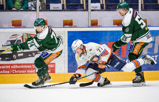 Färjestads Rasmus Asplund Växjös Pontus Netterberg och