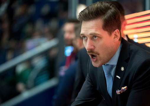 Växjös tränare Sam Hallam