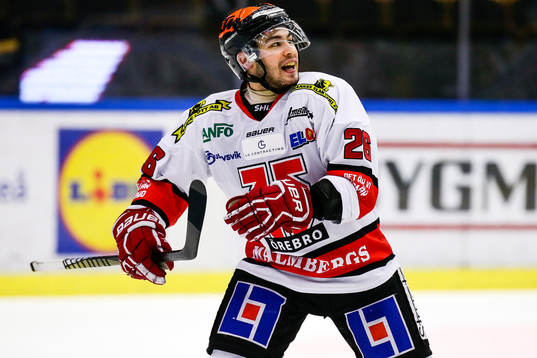 Örebros Greg Squires