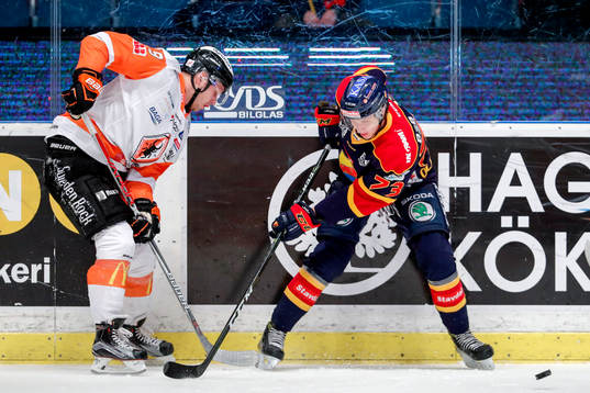 Karlskronas Emil Lundberg och Djurgårdens Adam Ollas